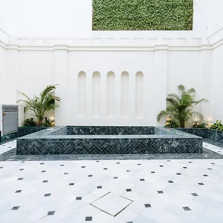 Luxurious With Andalusian Patio And Pool, Facing The Cathedral Appartement Sevilla