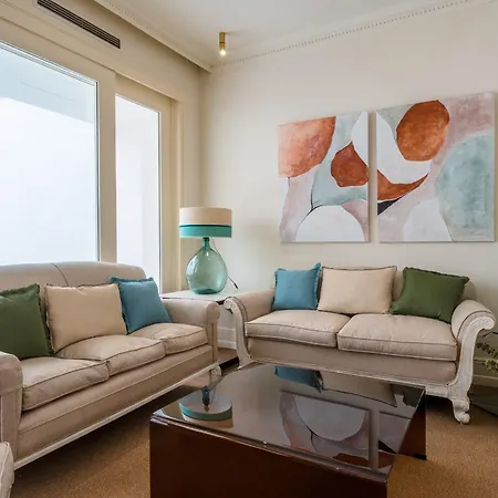 Luxurious With Andalusian Patio And Pool, Facing The Cathedral Seville