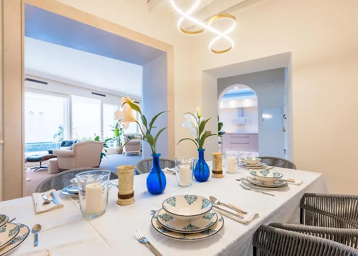 Lejlighed Luxurious With Andalusian Patio And Pool, Facing The Cathedral Sevilla
